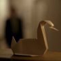 プリズンブレイクに登場する鶴？白鳥？の折り紙を折ってみた！ - 作中に登場する「花」や心が折れる「バラ」にもチャレンジ